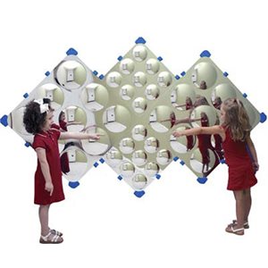Mur de miroirs à bulles en forme de diamant